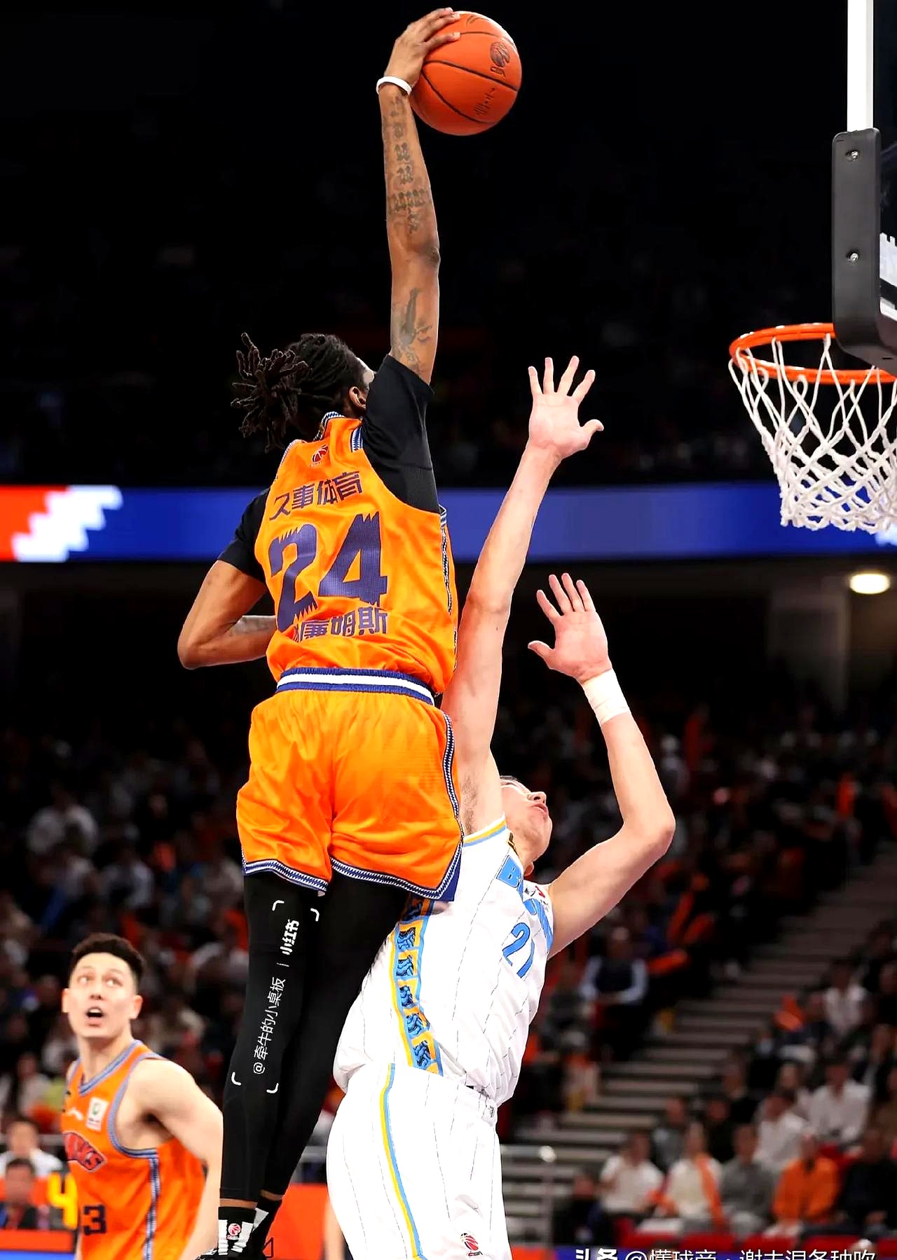 窗口期NBA常规赛传出新动向，丹佛掘金豪取连胜，管理层表态：压力陡增，资深球员宣示担当的简单介绍-九游体育入口